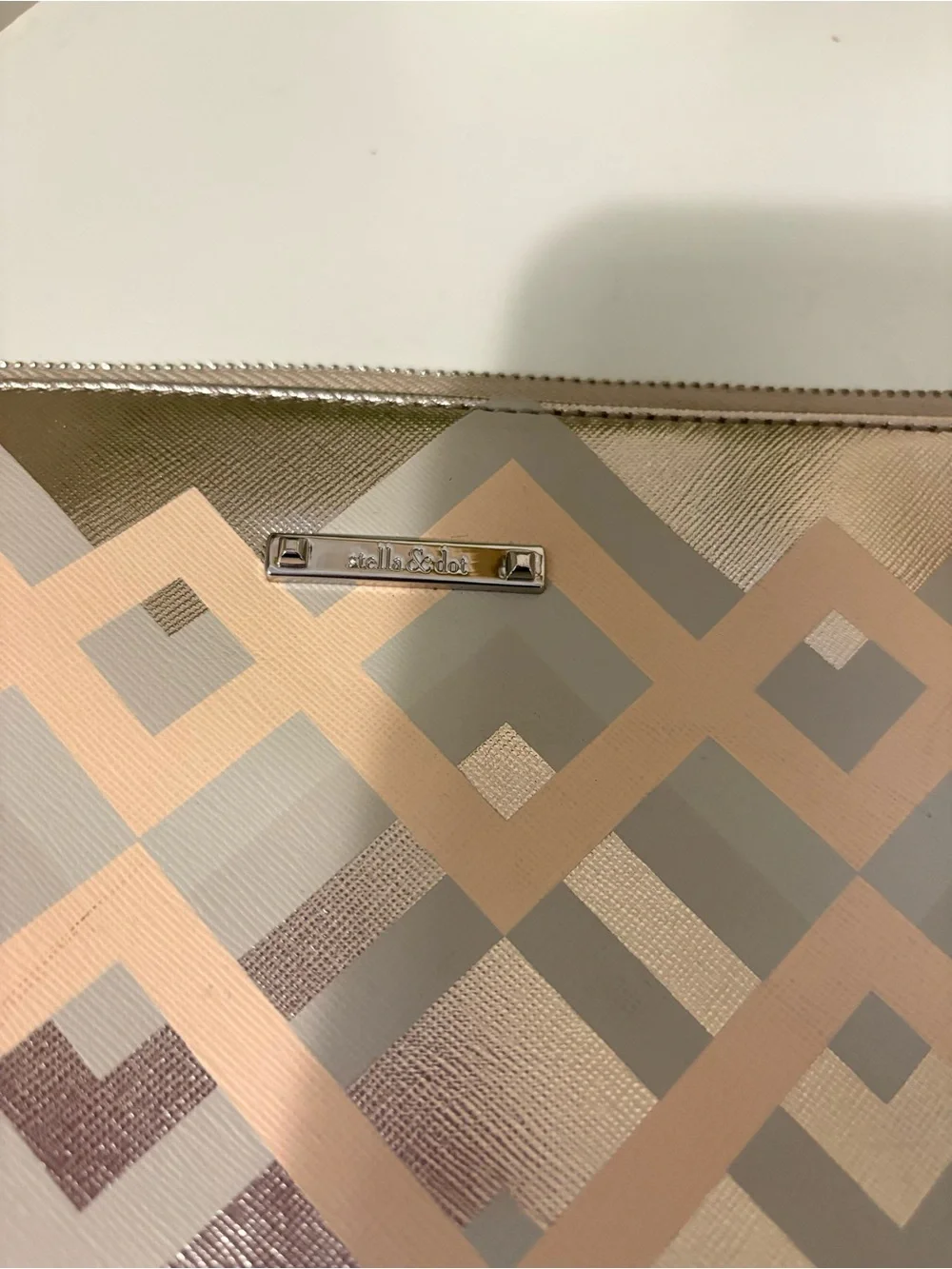 Stella & Dot Hello Gorgeous Metallic Chevron Zipper Clutch Pouch